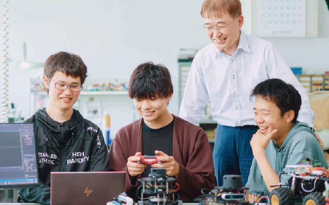 機械知能システム工学科