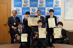 「高専プロコン」課題部門 最優秀賞受賞チーム