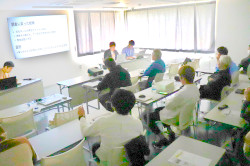代市厚生会館を使い倒す。利活用アイデア発表会