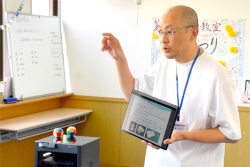 出前授業「3Dプリンタと小型ロボット操縦体験」