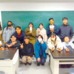 英語研究部と留学生の交流を目的とした新年会