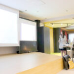 建築社会デザイン工学科1年生の建築設計課題講評会