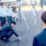 授業「測量学及び測量学実習(建築社会デザイン工学科1年生)」